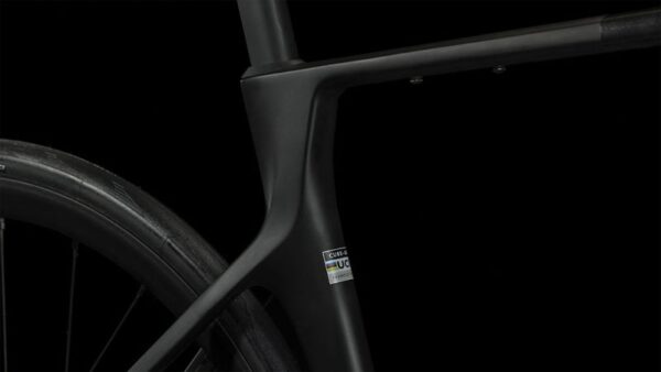 Cube Agree C:62 Race carbon´n´black