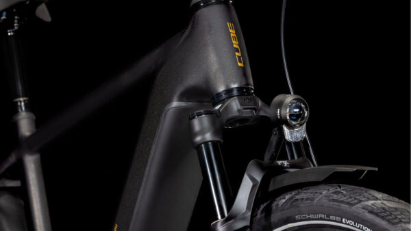 Cube Kathmandu Hybrid SLT 800 golddust´n´black