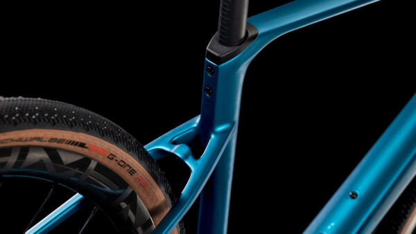 Cube Nuroad C:62 Race mineralteal´n´blue